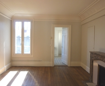 Location Appartement 2 pièces Reims (51100) - Reims Hyper Centre