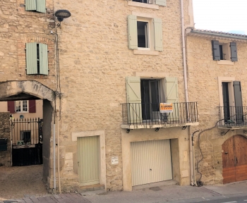 Location Maison de village 3 pièces Lagnes (84800)