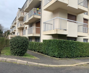 Location Appartement 3 pièces Cosne-Cours-sur-Loire (58200) - Proche centre ville